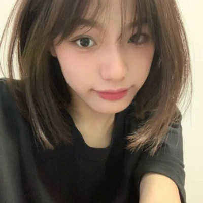 2025最火真人女生头像气质美女
