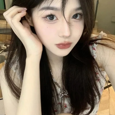 2025最火真人女生头像气质美女