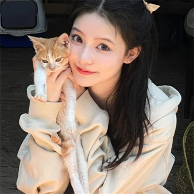 2025最火真人女生头像气质美女