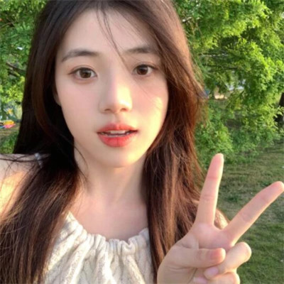 2025最火真人女生头像气质美女