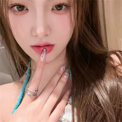 2025最火真人女生头像气质美女