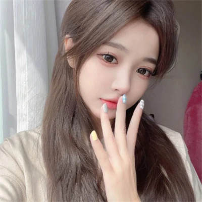 qq头像女生2025高清真人