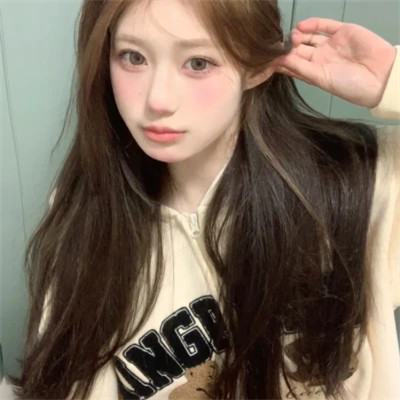 qq头像女生2025高清真人