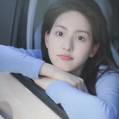 qq头像女生2025高清真人