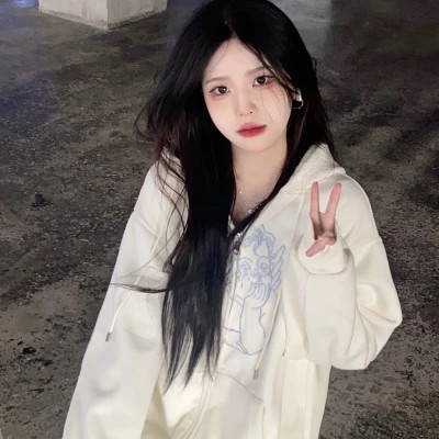 qq头像女生2025高清真人
