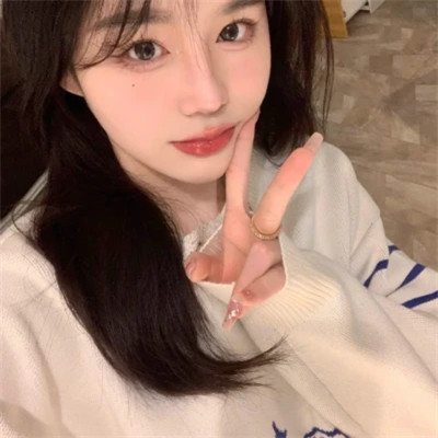 2025最新漂亮美丽女子头像