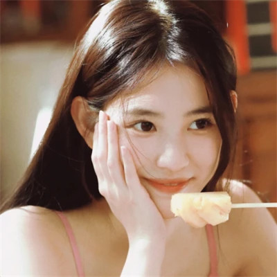 2025最新漂亮美丽女子头像
