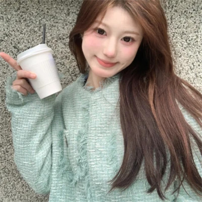 2025最新漂亮美丽女子头像