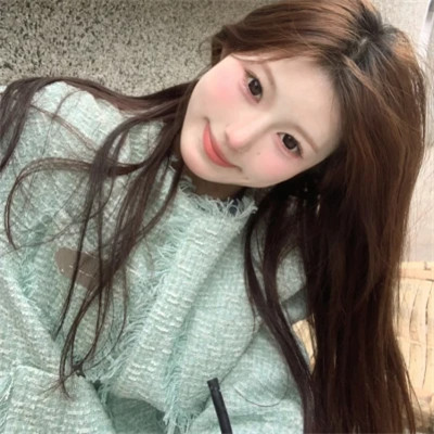 2025最新漂亮美丽女子头像