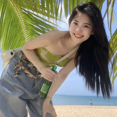 2025最新漂亮美丽女子头像