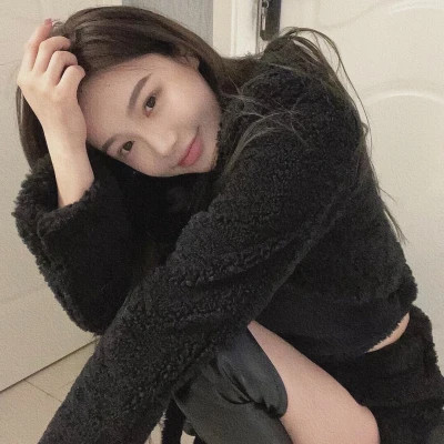 头像女生2025新款头像