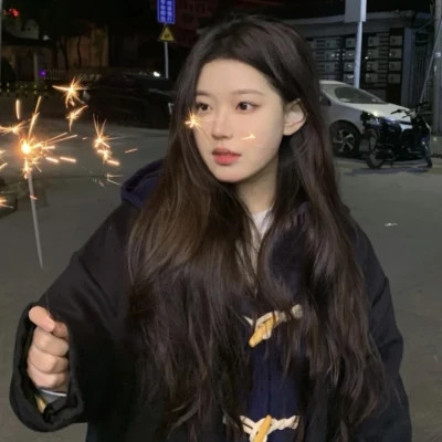 2025年女生专属头像真人高清