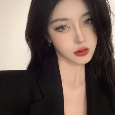 2025最新女生头像真人耐看