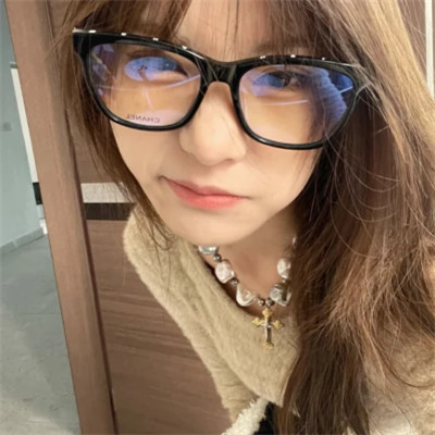 2025最新女生头像真人耐看