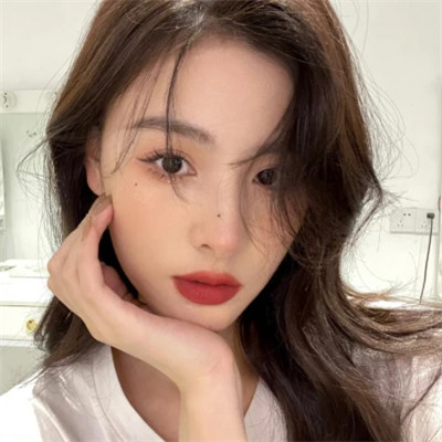 2025最新女生头像真人耐看