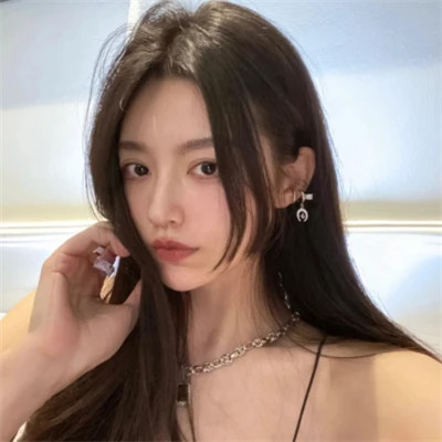 2025最新女生头像真人耐看