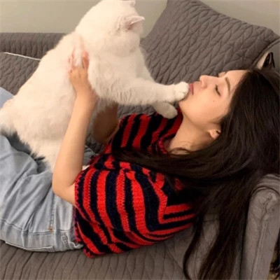 2025女生头像高级全新真人