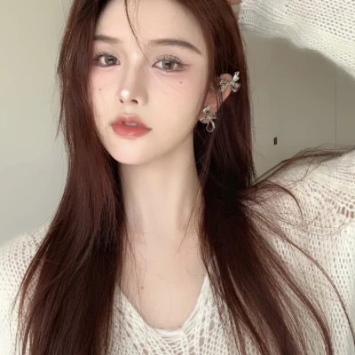 2025女生头像高级全新真人