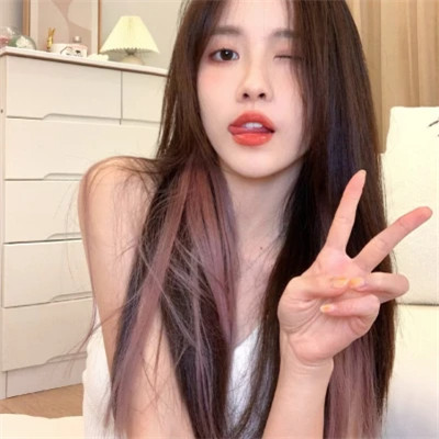 2025女生头像高级全新真人