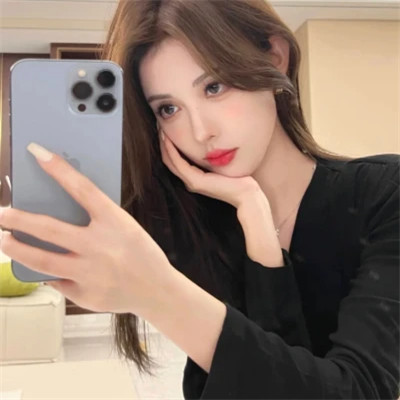2025女生头像高级全新真人