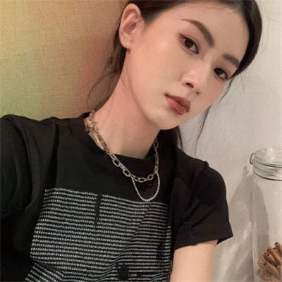 2025女生头像高级全新真人