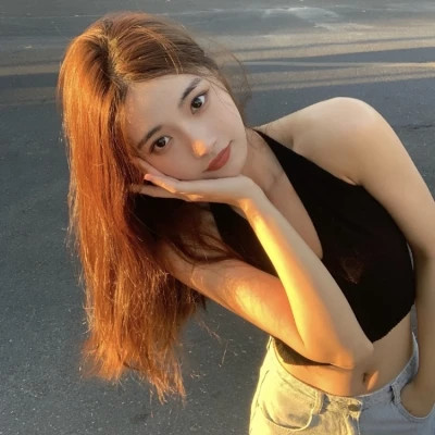 2025年最潮流的女生微信头像