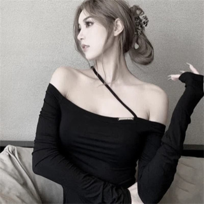 2025年最潮流的女生微信头像