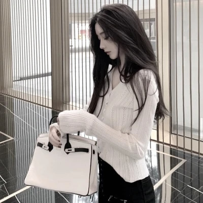 微信头像2025最新款的图片女