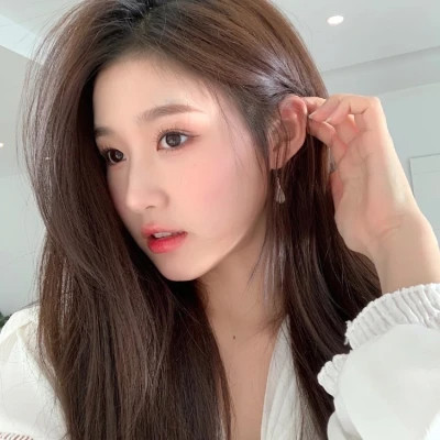 2025最流行的女生头像