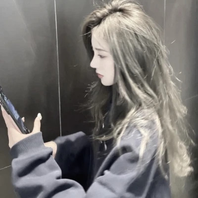 2025最流行的女生头像