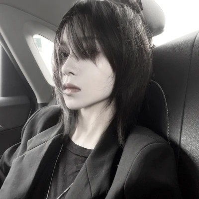 2025最流行的女生头像