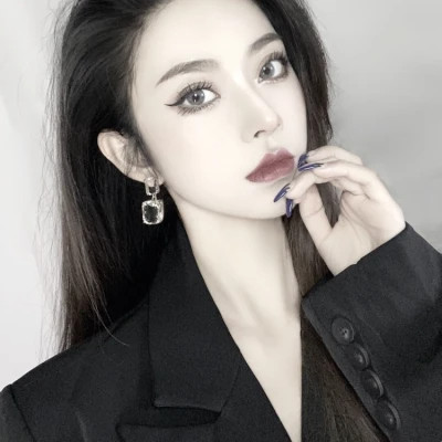 2025全网最个性的潮流女头