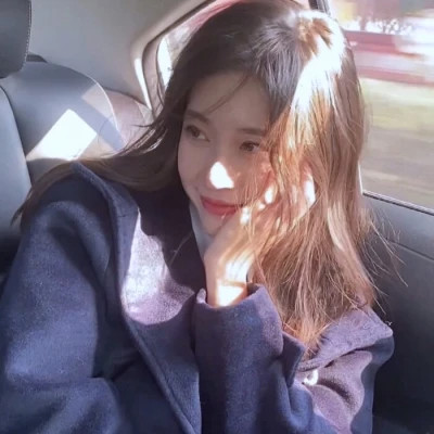 好看不失气质的头像女