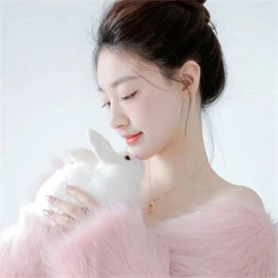 干净到极致女生头像高清