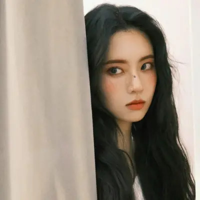 干净到极致女生头像高清