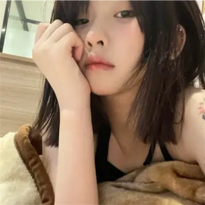 2025年最火的头像女高清个性