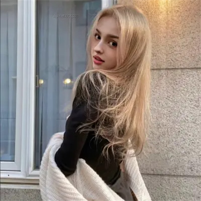 2025年最火的头像女高清个性