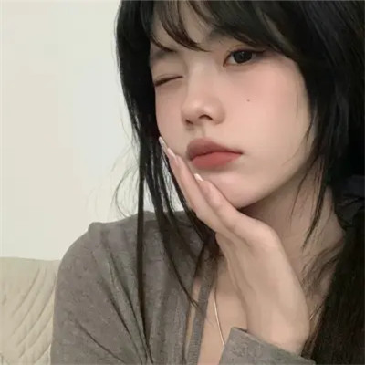 2025年最火的头像女高清个性