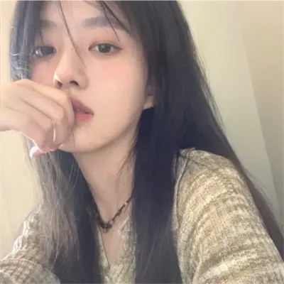 2025年最火的头像女高清个性