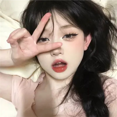 2025年最火的头像女高清个性