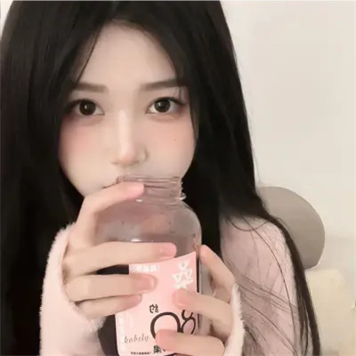2025年最火的头像女高清个性