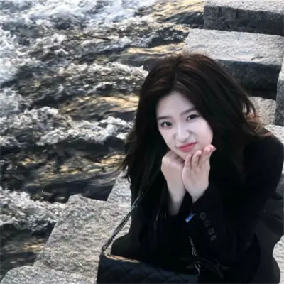 2025独一无二女头像