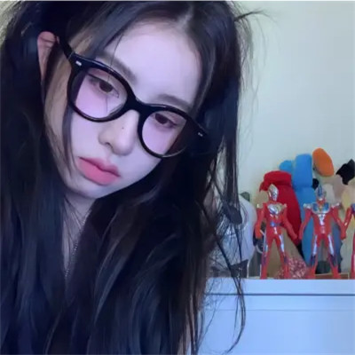 2025独一无二女头像