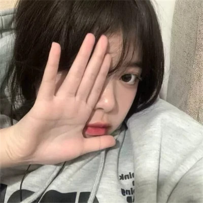 2025最火微信女生个性头像
