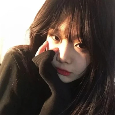 2025最火微信女生个性头像