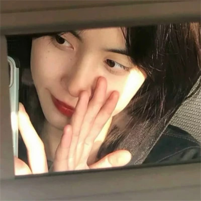 2025最火微信女生个性头像