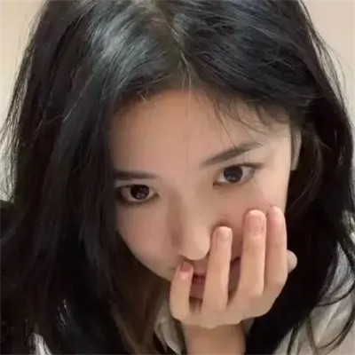 2025最火微信女生个性头像