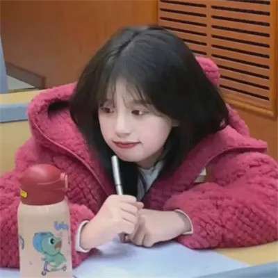 2025最火微信女生个性头像