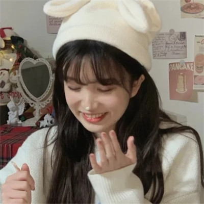 2025最火微信女生个性头像