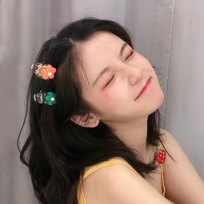 2025最火微信女生个性头像